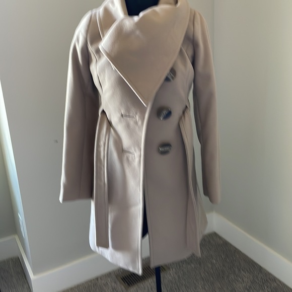 Jessica Simpson coat - Picture 2 of 4